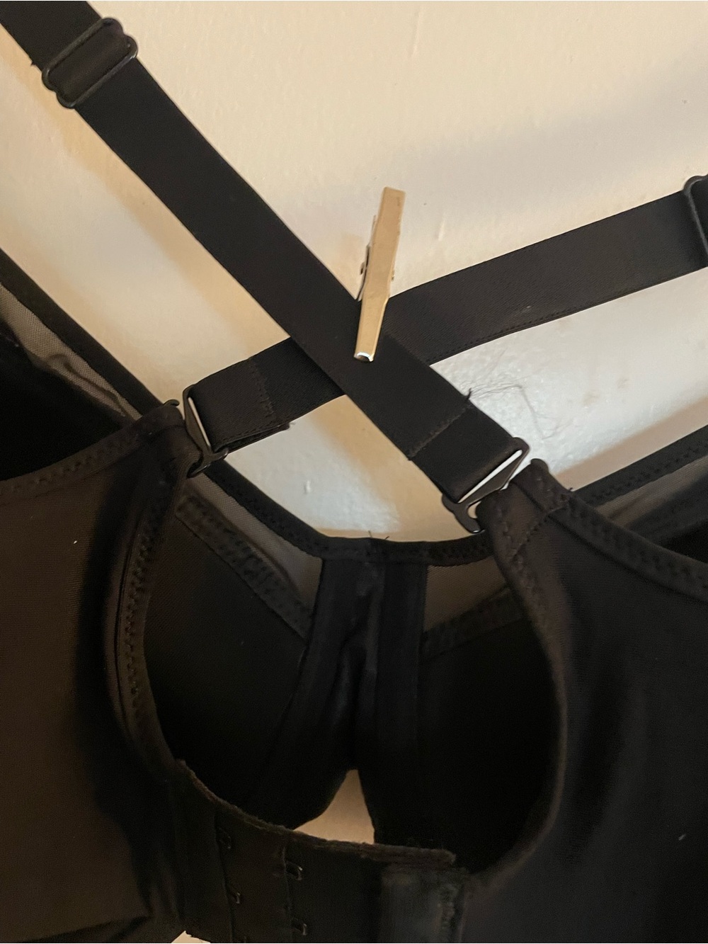 Bali Black Underwire T-Shirt Bra - Picture 6 of 7